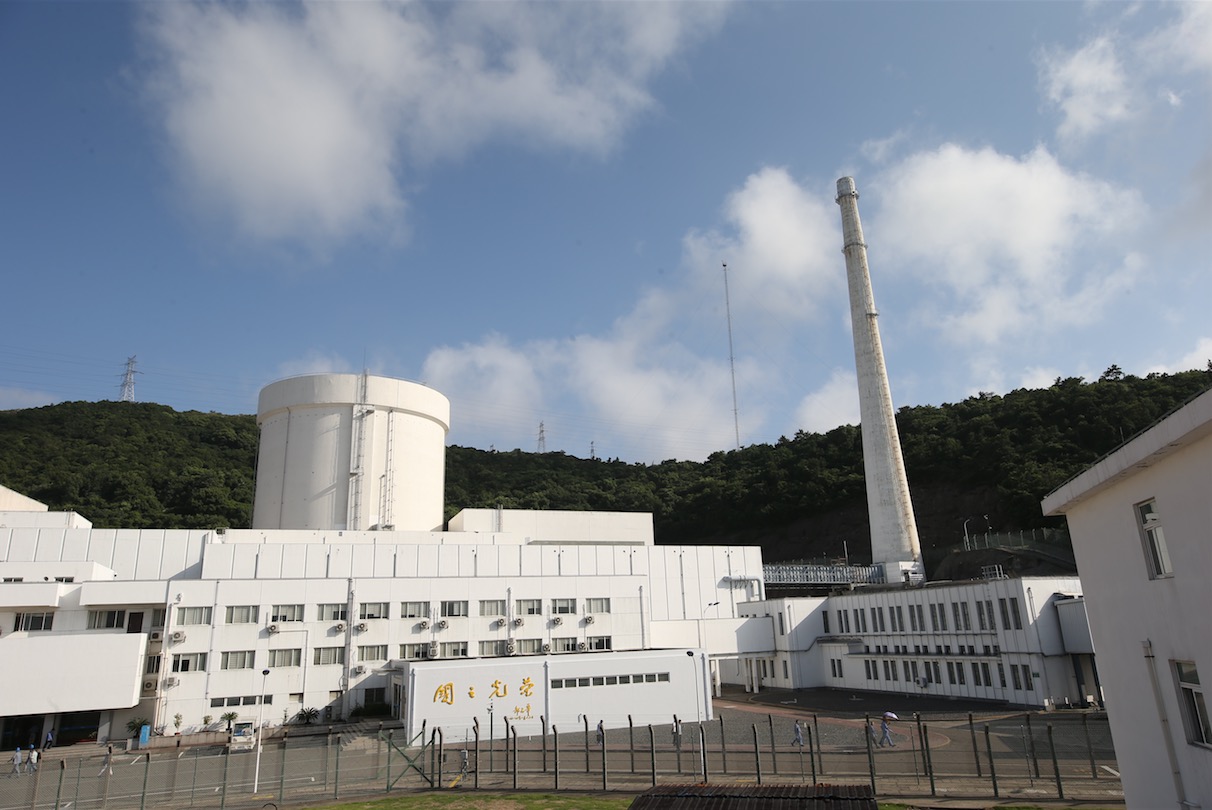 我国大陆第一座核电站—秦山核电站30万级千瓦机组。秦山核电 吕铭 摄